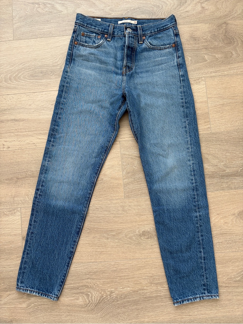 Levi’s Wedgie Icon Fit Ankle Jeans